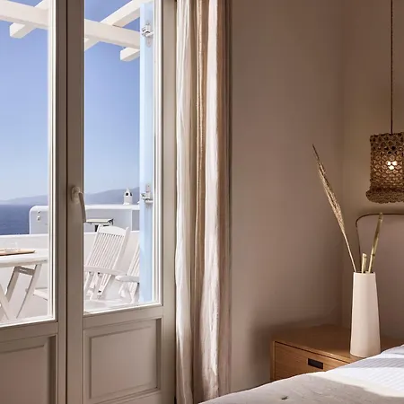 Vencia Boutique Hotel 4*